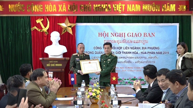 Giao ban công tác quản lý biên giới Thanh Hóa - Hủa Phăn năm 2019