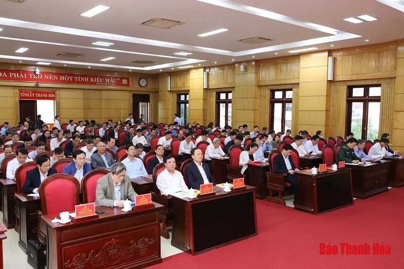 Làm tốt công tác tham mưu, tổ chức thành công Đại hội Đảng bộ các cấp