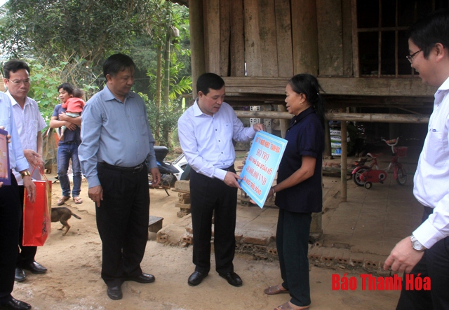 Trưởng Ban Tổ chức Tỉnh ủy Lại Thế Nguyên kiểm tra tình hình sản xuất, đời sống nhân dân tại các huyện Ngọc Lặc, Thọ Xuân