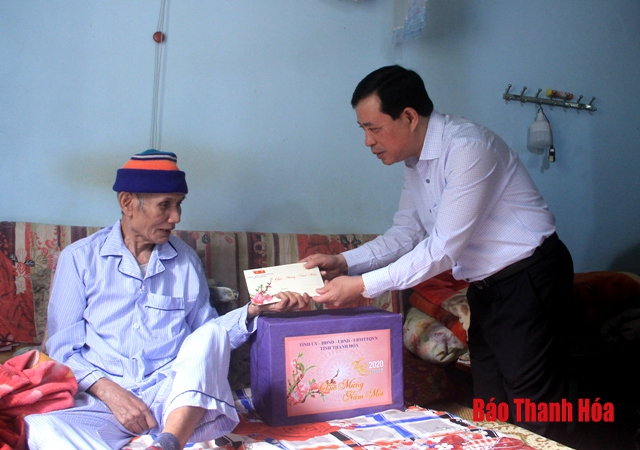 Trưởng Ban Tổ chức Tỉnh ủy Lại Thế Nguyên kiểm tra tình hình sản xuất, đời sống nhân dân tại các huyện Ngọc Lặc, Thọ Xuân