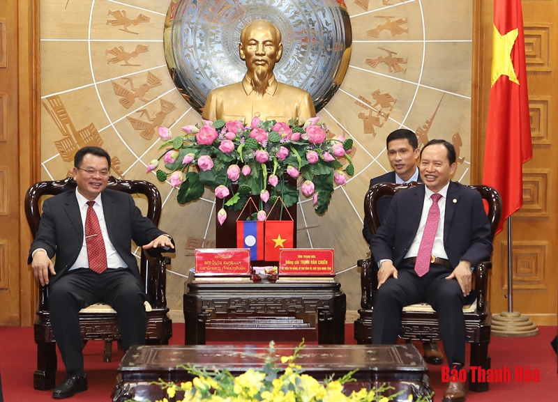 Đoàn đại biểu tỉnh Hủa Phăn (Lào) thăm, chúc tết Đảng bộ, chính quyền và nhân dân các dân tộc tỉnh Thanh Hóa
