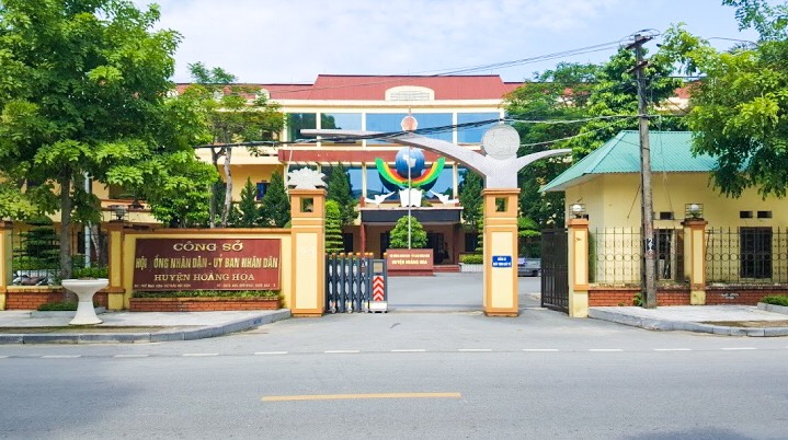 UBND huyện Hoằng Hóa thông tin về vụ 2 cây sưa tại khu Bảo tàng huyện