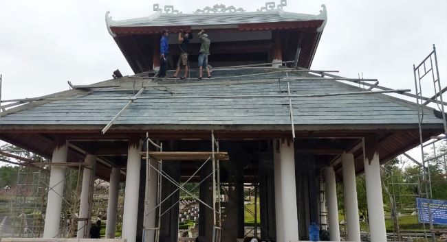 Trên công trình xây dựng Nhà bia ghi danh liệt sĩ quê Thanh Hóa hi sinh trong kháng chiến tại Quảng Nam