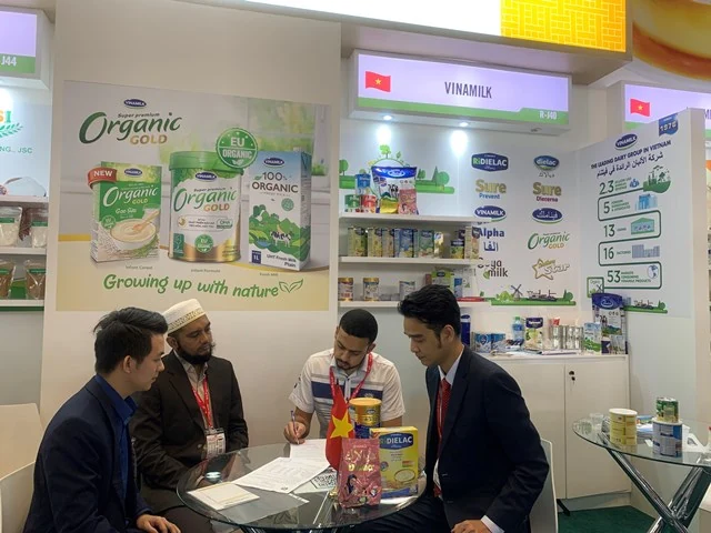 Vinamilk ký hợp đồng trị giá 20 triệu USD ngay tại Hội chợ Quốc tế Gulfood Dubai 2020