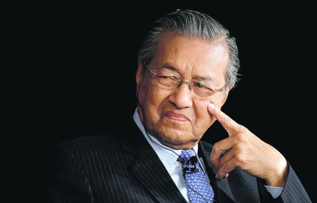 Thủ tướng Malaysia Mahathir Mohamad nộp đơn từ chức