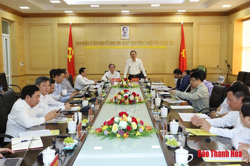 Trưởng Ban Kinh tế Trung ương Nguyễn Văn Bình làm việc tại Khu kinh tế Nghi Sơn