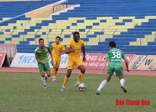 CLB Thanh Hóa – Phù Đổng FC 5-1: HLV Fabio sát hạch đội hình chính?