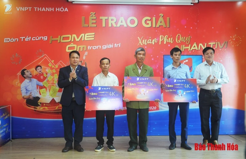 VNPT Thanh Hóa trao nhiều giải thưởng giá trị cho khách hàng dịp đầu năm