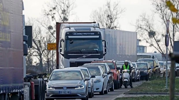 COVID-19: Italy 349 ca tử vong mới, Pháp, Hungary đóng cửa biên giới
