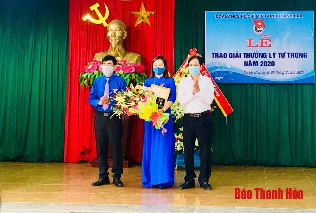Bí thư Huyện đoàn ở Thanh Hóa được trao giải thưởng Lý Tự Trọng