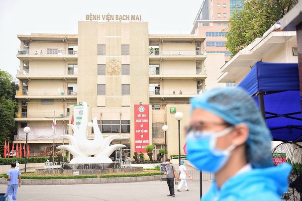 Công điện khẩn của Chủ tịch UBND tỉnh về việc ngăn chặn dịch COVID-19 lây lan từ ổ dịch tại Bệnh viện Bạch Mai