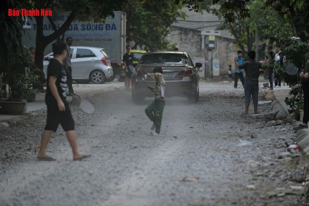 TP Thanh Hóa: Đường làm dang dở, miệng cống thiếu nắp gây mất an toàn