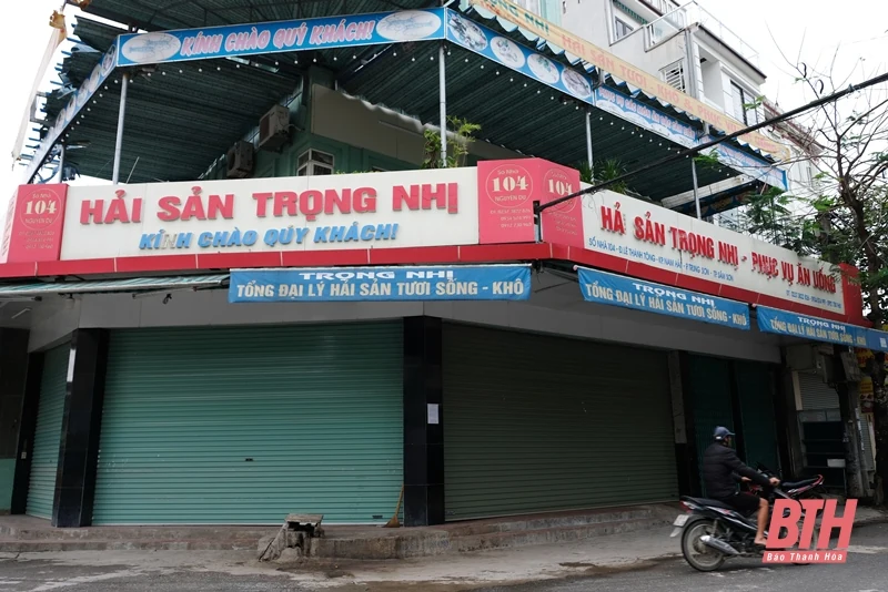 TP Sầm Sơn: Dù “nới lỏng giãn cách”, nhiều cơ sở kinh doanh vẫn chưa mở cửa đón khách