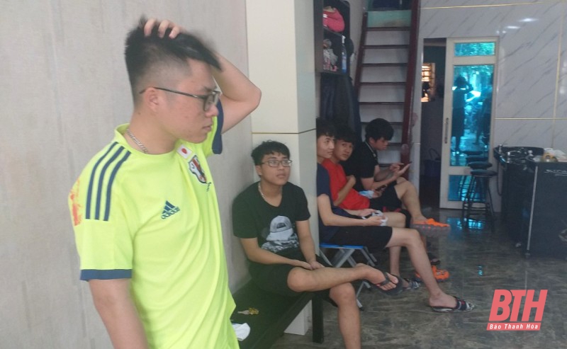 Người dân bắt đầu chủ quan không đeo khẩu trang nơi công cộng