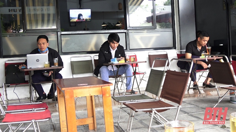Người dân bắt đầu chủ quan không đeo khẩu trang nơi công cộng