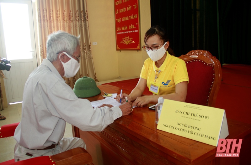 TP Thanh Hóa: Thực hiện chi trả tiền hỗ trợ cho các đối tượng bị ảnh hưởng bởi dịch bệnh COVID-19