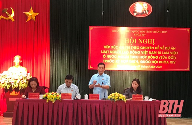 Đoàn ĐBQH Thanh Hóa tiếp xúc cử tri theo chuyên đề về dự án Luật Người lao động Việt Nam đi làm việc ở nước ngoài theo hợp đồng (sửa đổi)