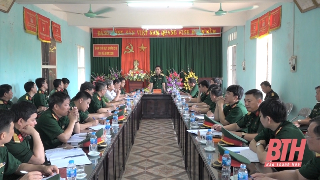 Tư lệnh Quân khu 4 kiểm tra công tác quân sự, quốc phòng tại Thanh Hóa