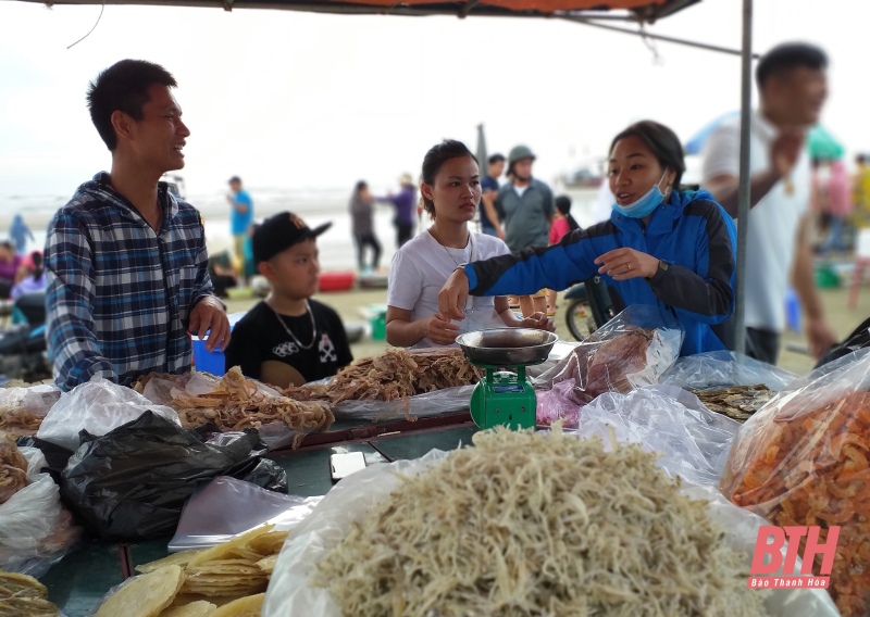 Khám phá chợ hải sản biển Hải Hòa