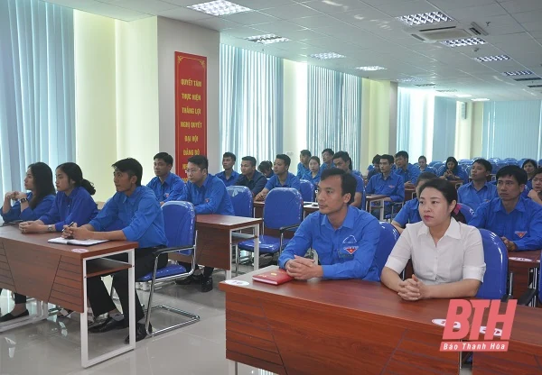 Bồi dưỡng chuyên đề “Học tập và làm theo tư tưởng, đạo đức, phong cách Hồ Chí Minh”