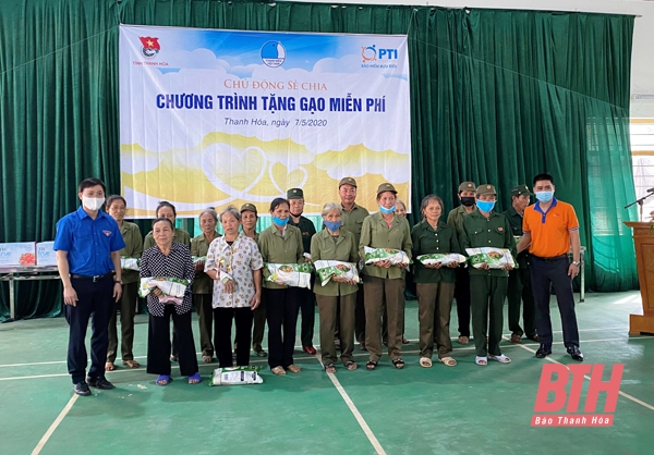 Huyện Cẩm Thủy: Chung tay hỗ trợ các đối tượng gặp khó khăn do dịch COVID-19