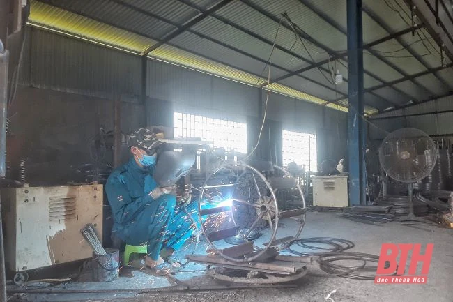 Làng nghề rèn Tiến Lộc nỗ lực vượt qua khó khăn do dịch bệnh COVID-19