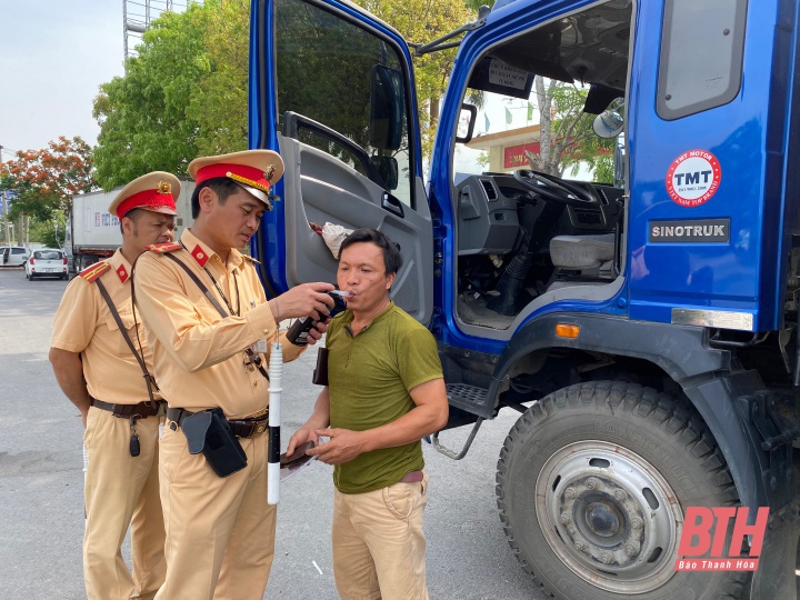 Thanh Hoá xử lý 3.563 trường hợp vi phạm trật tự an toàn giao thông