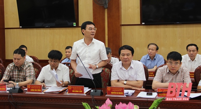 UBND tỉnh họp phiên thường kỳ tháng 5-2020: Hỗ trợ, tạo điều kiện khôi phục hoạt động sản xuất, kinh doanh