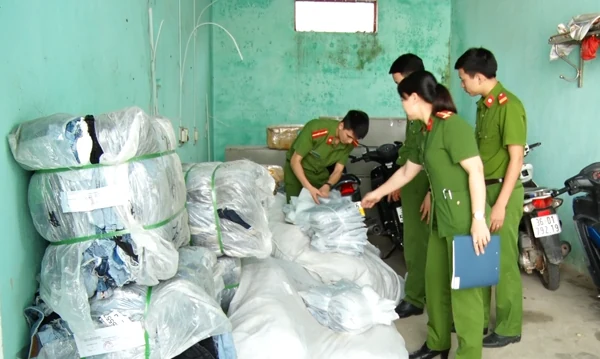Thọ Xuân: Tạm giữ hơn 300kg hàng may mặc cũ không rõ nguồn gốc
