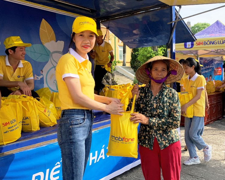 Hành trình “Mobifone chia sẻ”
