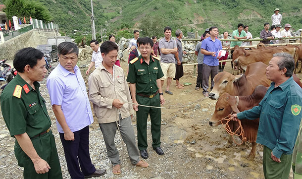 Viettel Thanh Hóa bàn giao trường tiểu học, tặng nhà cho hộ nghèo huyện Mường Lát