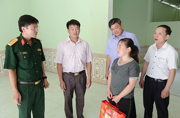 Viettel Thanh Hóa bàn giao trường tiểu học, tặng nhà cho hộ nghèo huyện Mường Lát