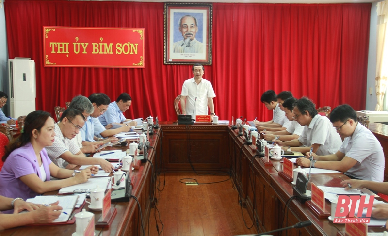 Phó Bí thư Tỉnh uỷ Đỗ Minh Tuấn kiểm tra công tác chuẩn bị tổ chức Đại hội đại biểu Đảng bộ thị xã Bỉm Sơn