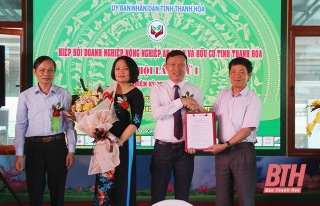 Ra mắt Hiệp hội doanh nghiệp nông nghiệp An toàn và Hữu cơ tỉnh Thanh Hóa