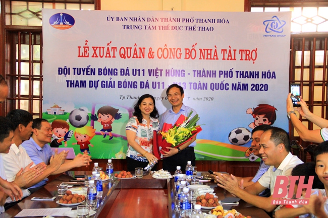 Đội bóng đá U11 Việt Hùng TP Thanh Hóa xuất quân tham gia giải bóng đá nhi đồng toàn quốc 2020