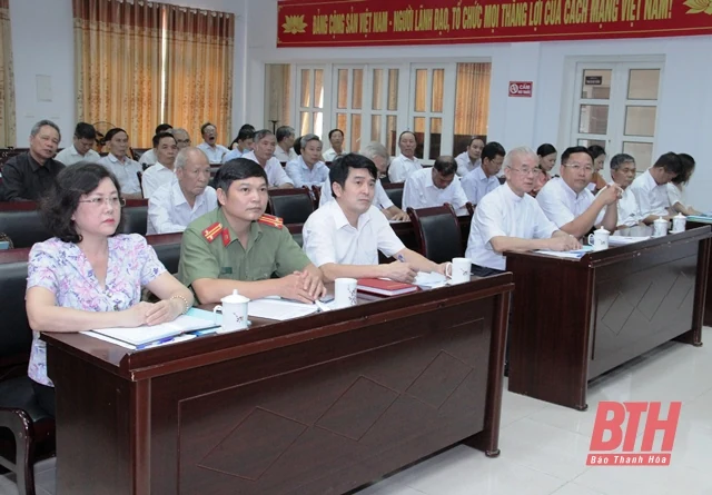 Tiếp tục động viên đồng bào công giáo tích cực tham gia các phong trào thi đua yêu nước