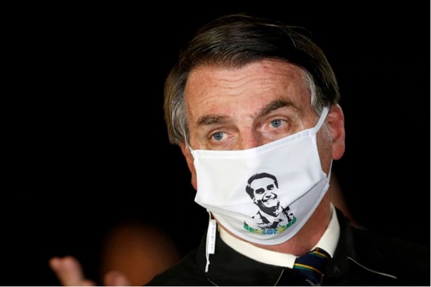 Tổng thống Brazil Jair Bolsorano thông báo nhiễm virus SARS-CoV-2