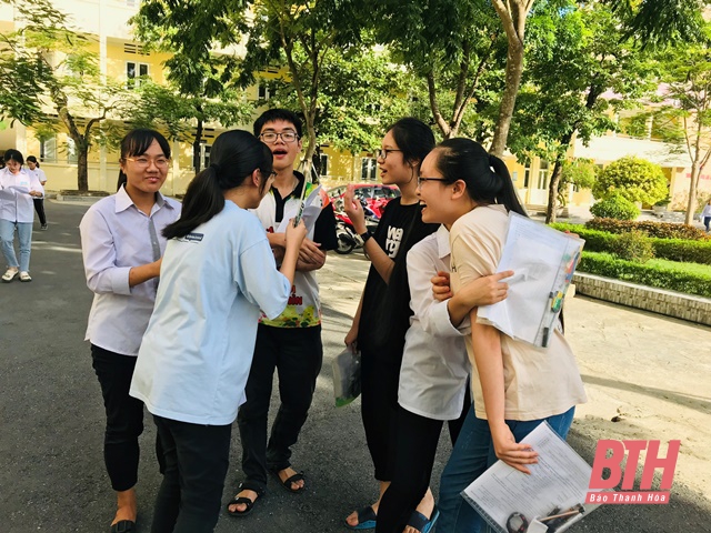890 thí sinh dự thi vào Trường THPT chuyên Lam Sơn