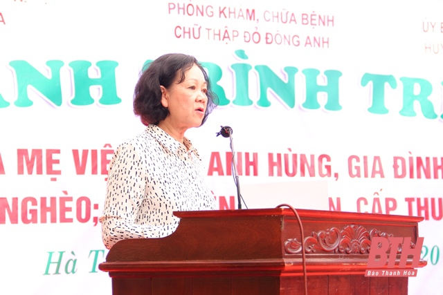 Trưởng ban Dân vận Trung ương Trương Thị Mai dự chương trình “Hành trình tri ân 2020” tại Thanh Hoá