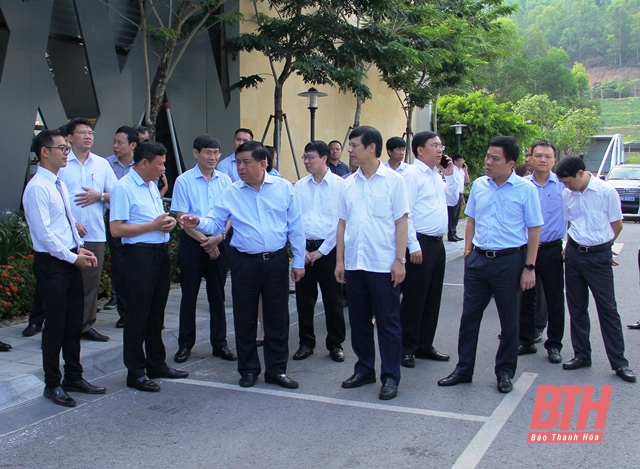 Bộ trưởng Bộ Kế hoạch và Đầu tư Nguyễn Chí Dũng khảo sát tại Khu kinh tế Nghi Sơn
