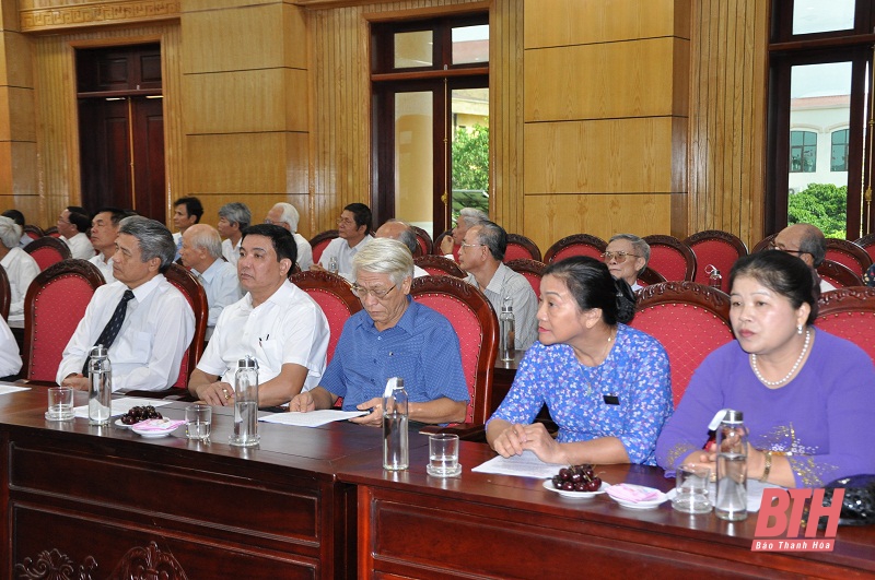 Gặp mặt các đồng chí nguyên lãnh đạo tỉnh, nguyên Ủy viên BCH Đảng bộ tỉnh Thanh Hóa qua các thời kỳ