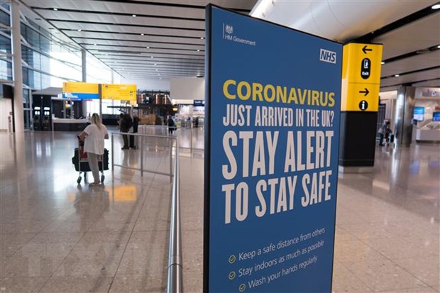 Sân bay Heathrow của Anh đề xuất giải pháp thay thế cách ly