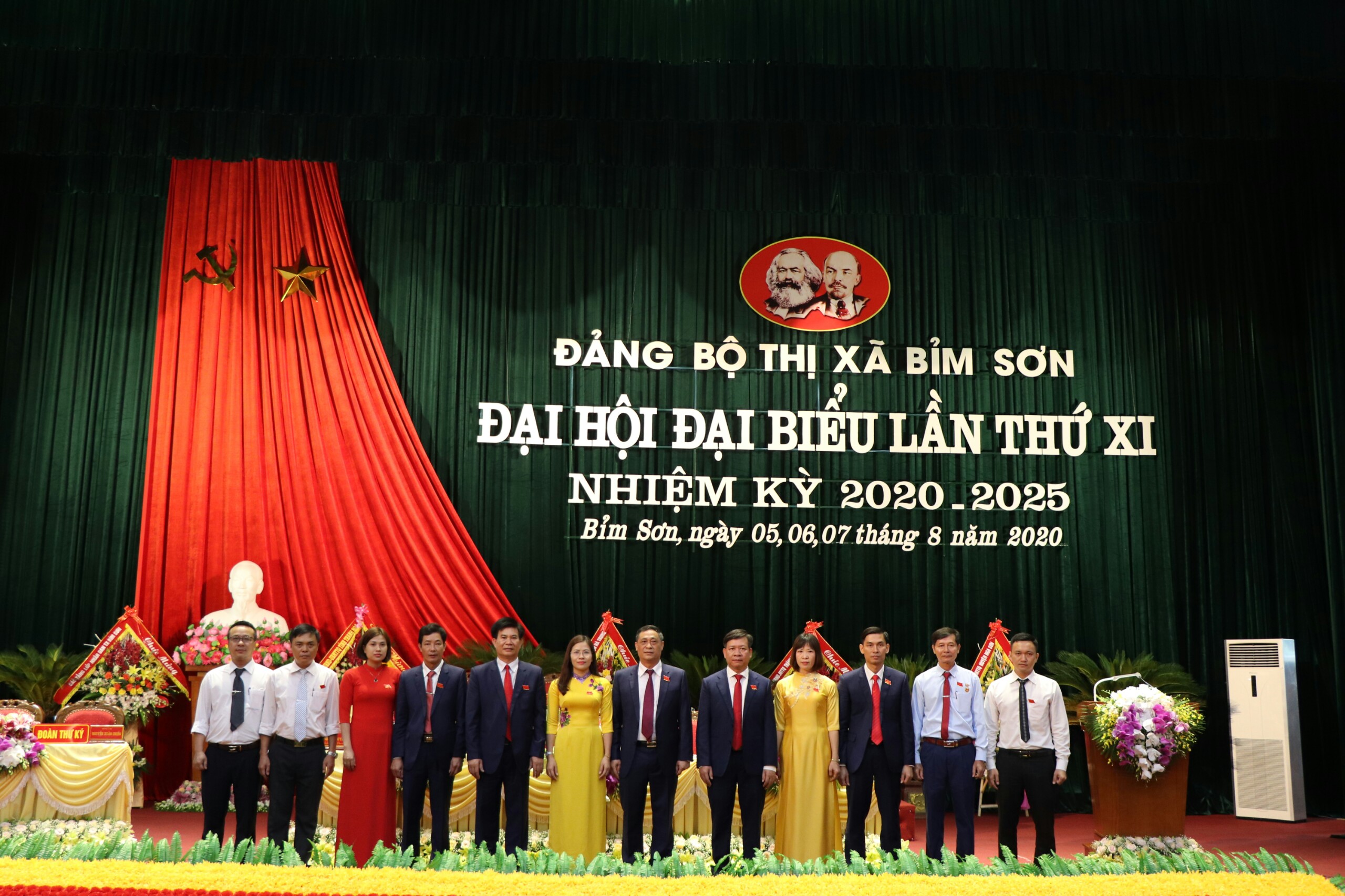 Đồng chí Nguyễn Tiến Thuận tái đắc cử Bí thư thị ủy Bỉm Sơn, nhiệm kỳ 2020-2025