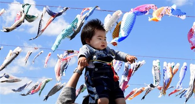 Số trẻ sơ sinh thấp kỷ lục, dân số Nhật Bản giảm năm thứ 11 liên tiếp
