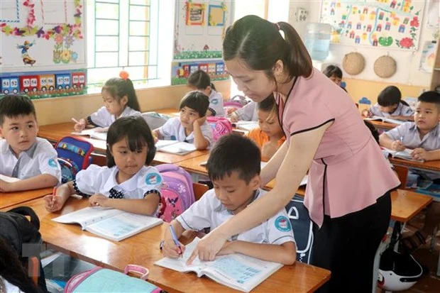 Công nhận 4 trường tiểu học đạt chuẩn quốc gia năm 2020