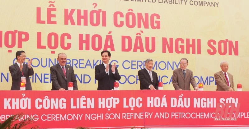 Nguyên Tổng Bí thư Lê Khả Phiêu với quê hương Thanh Hóa - Bài 7: Quê hương nghĩa nặng, tình sâu