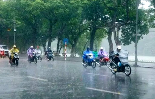 Áp thấp suy yếu, Thanh Hóa vẫn có mưa dông rải rác