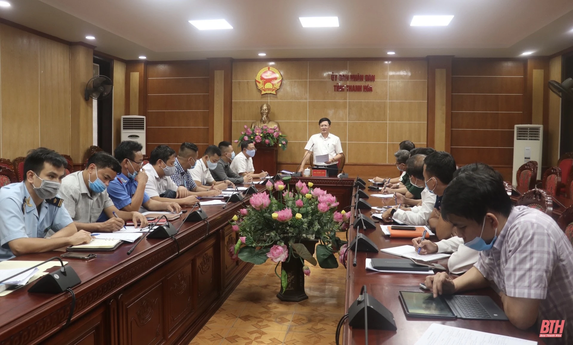 Tăng cường bảo đảm an ninh, an toàn hàng không dân dụng