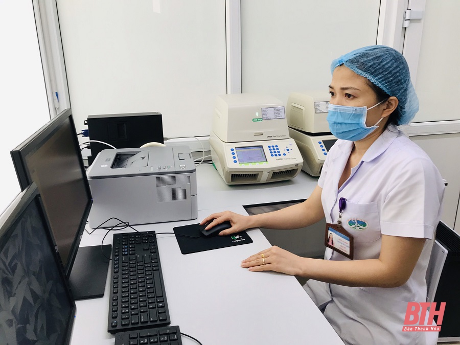 Bệnh viện Đa khoa tỉnh Thanh Hóa đưa vào vận hành hệ thống xét nghiệm SARS-CoV-2