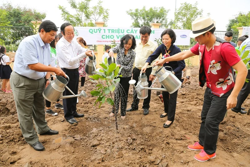 “ Quỹ 1 triệu cây xanh cho Việt Nam”: Lan tỏa tình yêu thiên nhiên, môi trường đến với học sinh